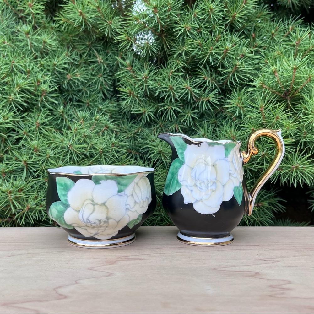VTG Royal Albert Small Creamer & Open Sugar Bowl "The Gardenia"